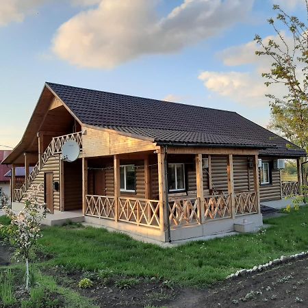 Гостьовий Дім На Герцена Guest Hous On Gertsena Hotell Novhorod-Siverskyi Exteriör bild